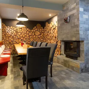 сноуфлейк Snowflake And Snowflake Bansko